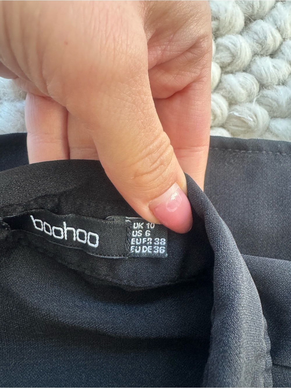 Boohoo Black Button Front Top - Picture 2 of 4
